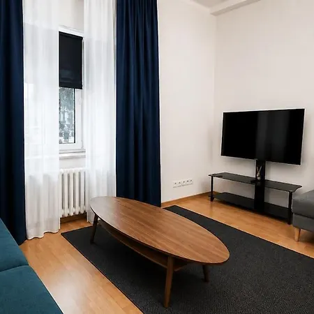 Apartament Spacious 67m2 In Karlin - Quiet Bedroom Praga